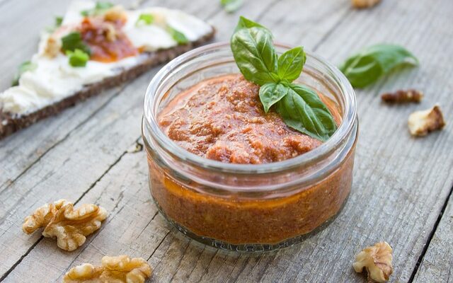 Rotes Pesto
