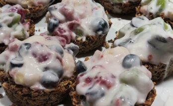 Granola Cups