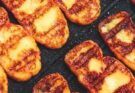 Lauwarmer Grillpfirsich‑Halloumi‑Salat