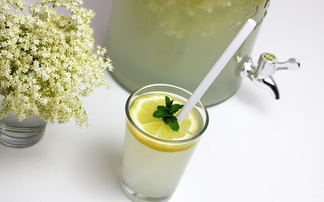 Holunderblütensirup